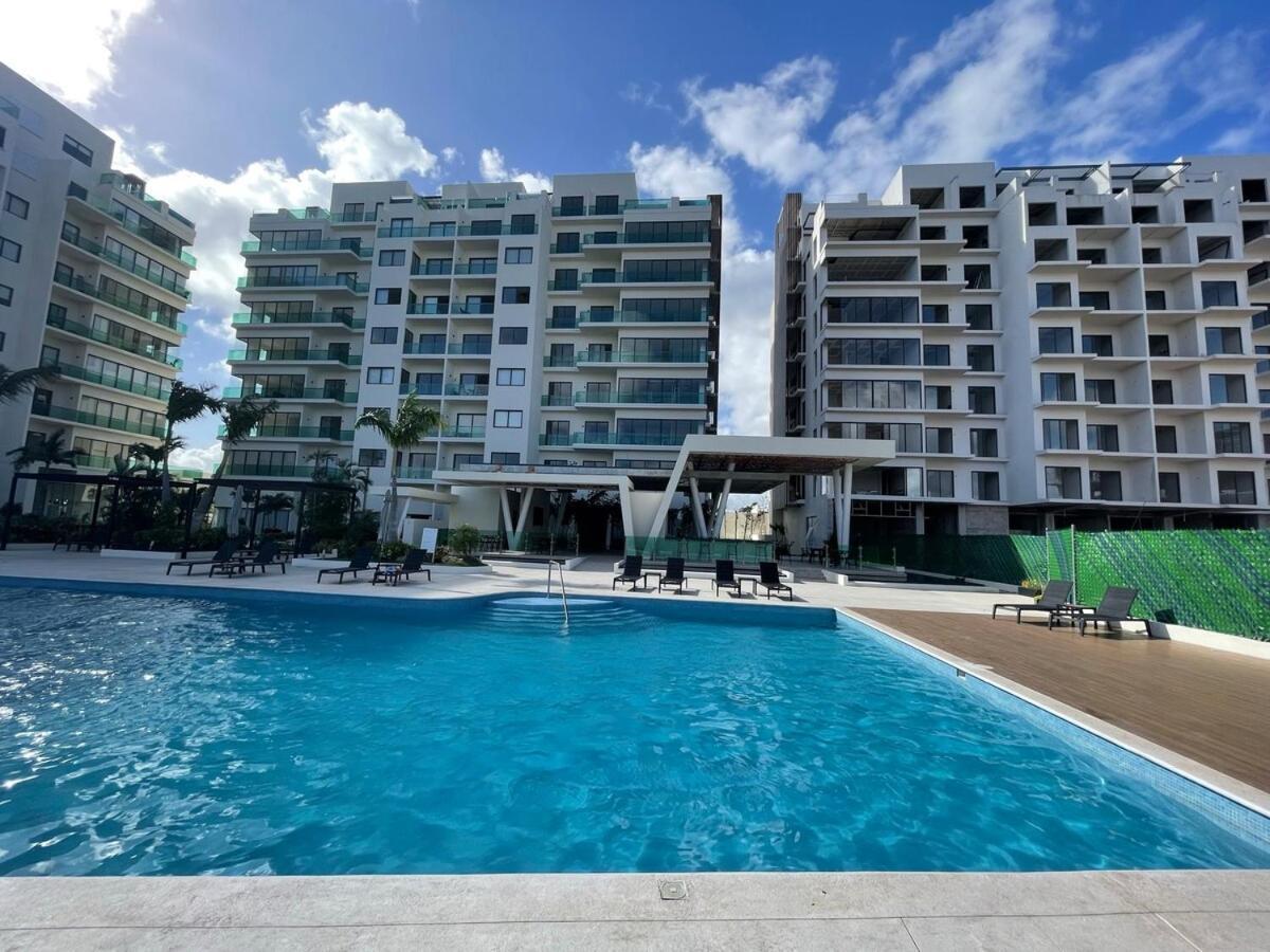 Family Complex A Lot Of Amenities In Valle Aurora Playa del Carmen